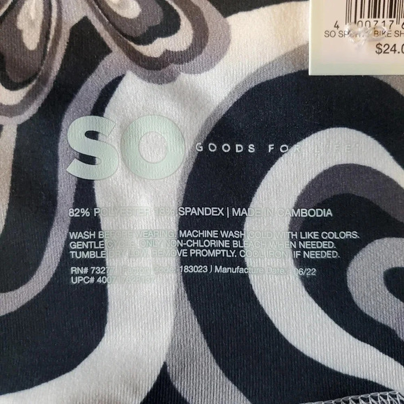 SO | Junior's Crossover Biker Shorts in Black Floral sz L - Picture 3 of 10